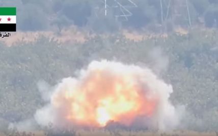 Повстанцы сняли на видео уничтожение танка армии Асада во время наступления на Хаму