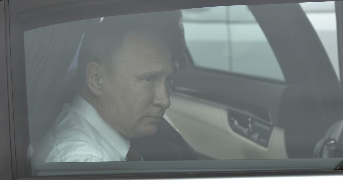 Путин "отжал" Анну Киевскую: соцсети высмеяли российского президента