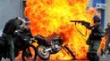Вогонь, водомети і сльозогінний газ: у Венесуелі в ході протестів 250 осіб отримали поранення