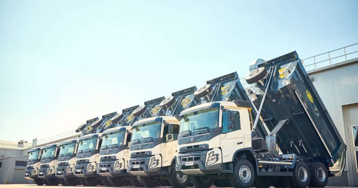 На українському ринку реалізована партія надсучасних самоскидів Volvo нового покоління