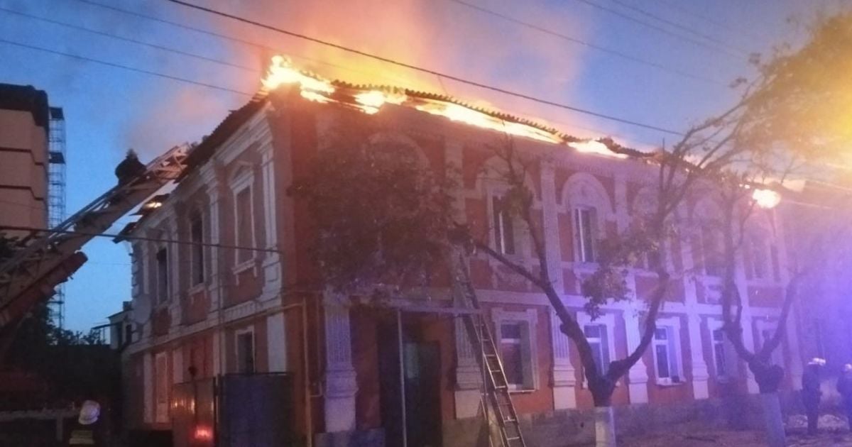 В Харькове произошел пожар в многоквартирном доме: один человек погиб