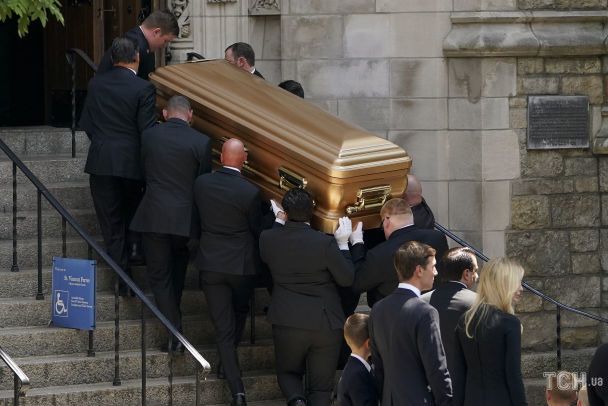 Торжество похорон [Жан Жене] (fb2) читать онлайн