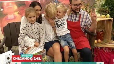 Ведущие Сніданка побывали на фестивале Family Day