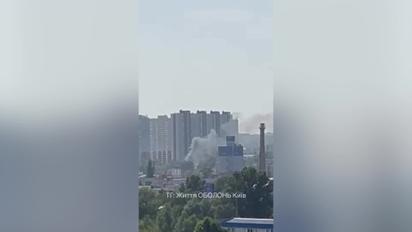 У Києві сталася пожежа біля житлового будинку