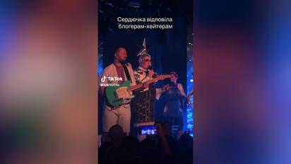 Верка Сердючка поставила на место блогеров, которые заявили, что она не пишет песни на украинском