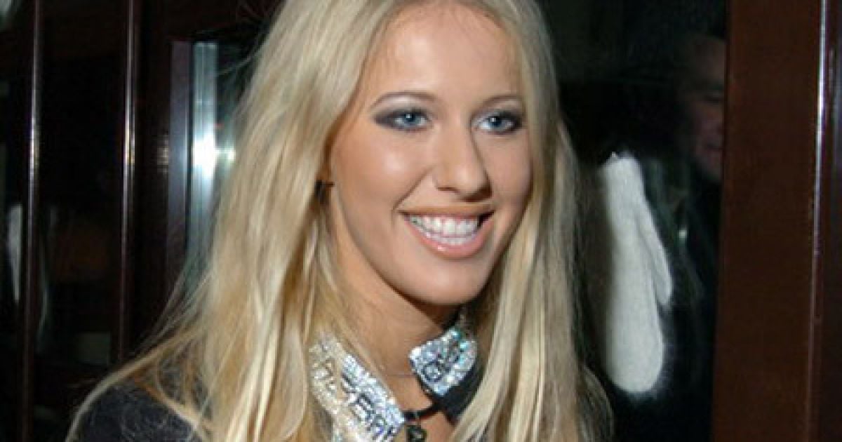 Через борги Ксенії Собчак довелось віддати свій Mercedes