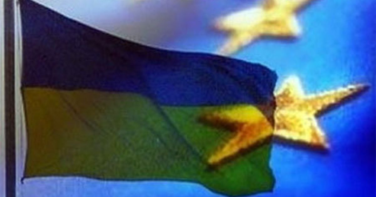 Україна з демократією та реформами прямує до ЄС