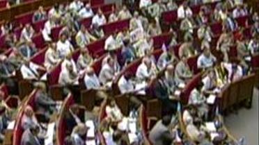 Боротьба за український парламент триває