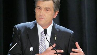 Ющенко застерігає політиків