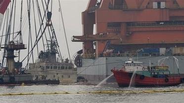 Нафтогаз-67 піднято (Без коментарів. Reuters)