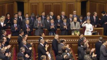 Кабмін стримувань і противаг