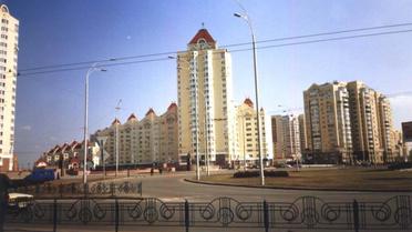 Оболонь перекрили через вибухівку в авто