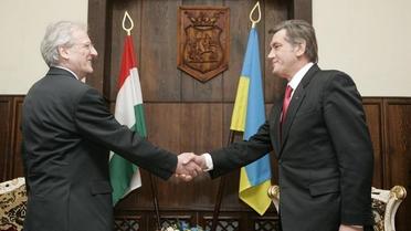 Пікети на Закарпатті через домовленість президентів
