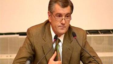 Президент на міжвідомчій нараді (ексклюзивне відео)