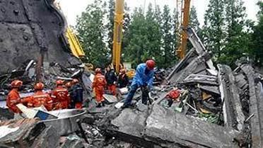 Врятовані жінки (без коментарів. Reuters)