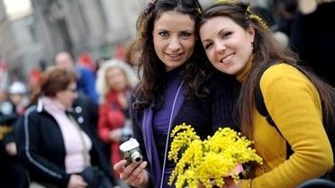 Маньяк розбещував дівчат