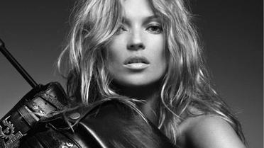 У Кейт Мосс з'явились власні парфуми