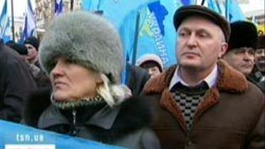 Профспілки пікетують Верховну раду