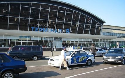 Директора "Борисполя" усунули за інцидент з літаком Януковича