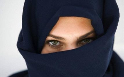 У Саудівській Аравії чоловік не впізнав дружину в морзі - він ніколи не бачив її обличчя