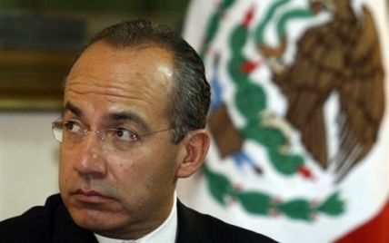 Мексиканці подають до суду на президента