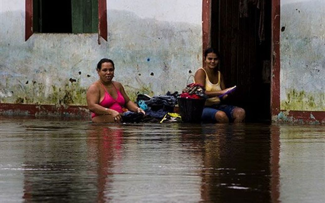 В результаті руйнівної повені на північному сході Бразилії у штаті Алагоас більше тисячі людей вважаються зниклими безвісти. / © AFP