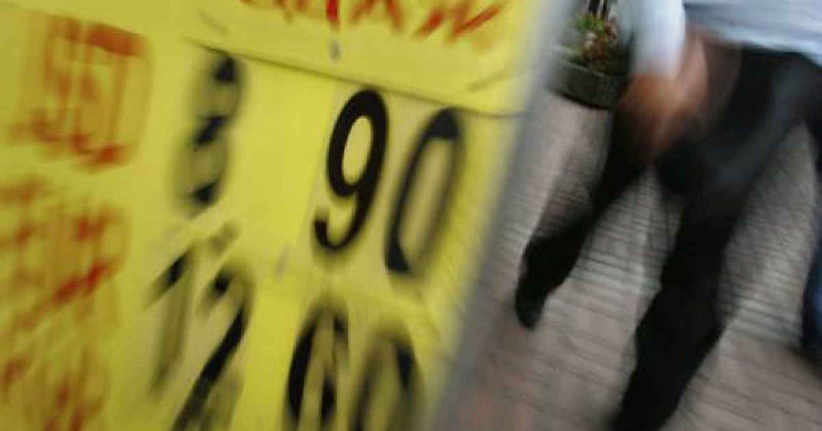 Владі невигідно опускати гривню