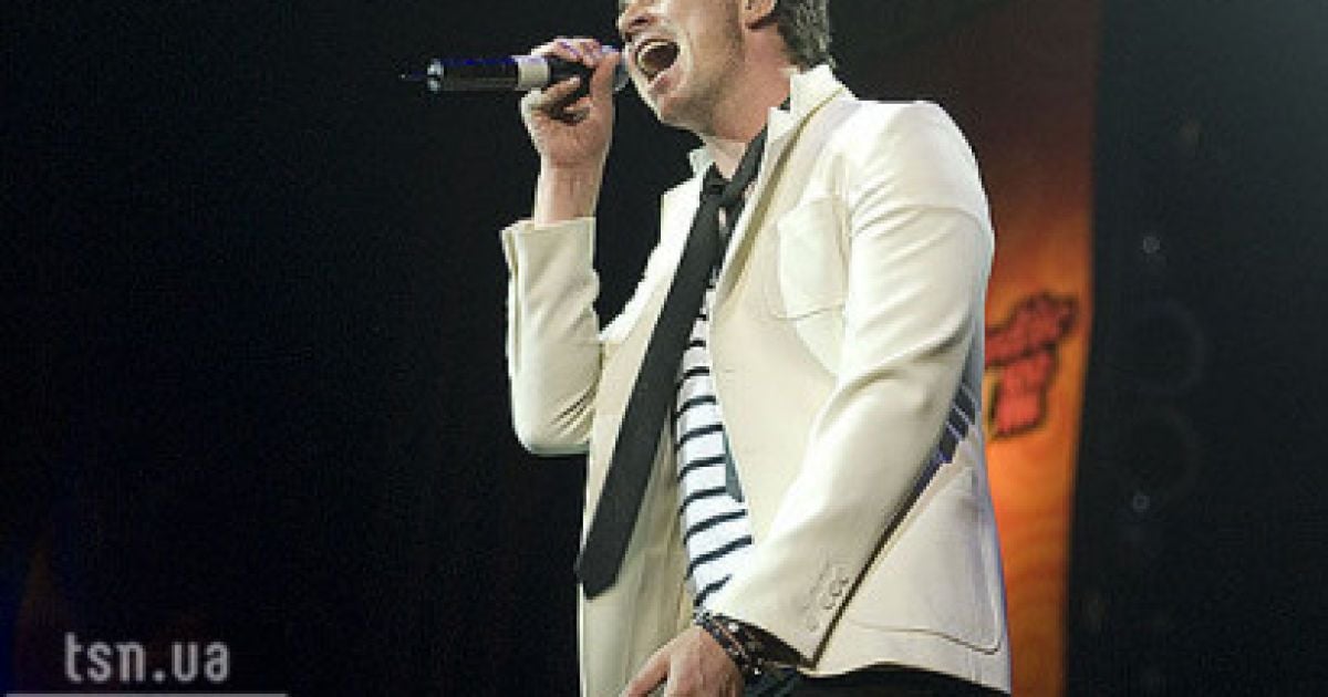 Сьогодні народився Валерій Харчишин, лідер гурту "Друга ріка".