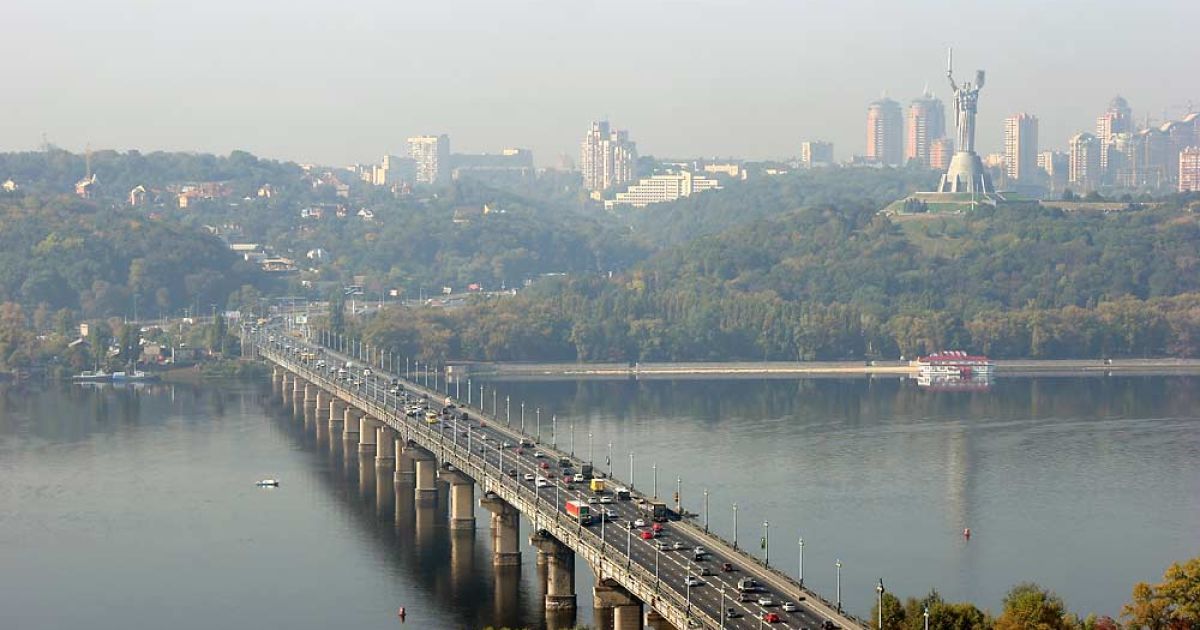 Мост Патона признан аварийным. Почему его ремонт откладывают и к каким бедам это может привести