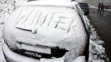 Європу паралізувало через снігопади і морози