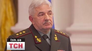 Ющенко представив військовим нового керівника