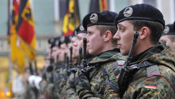 Германия впервые со Второй мировой размещает боевую бригаду за границей: что известно