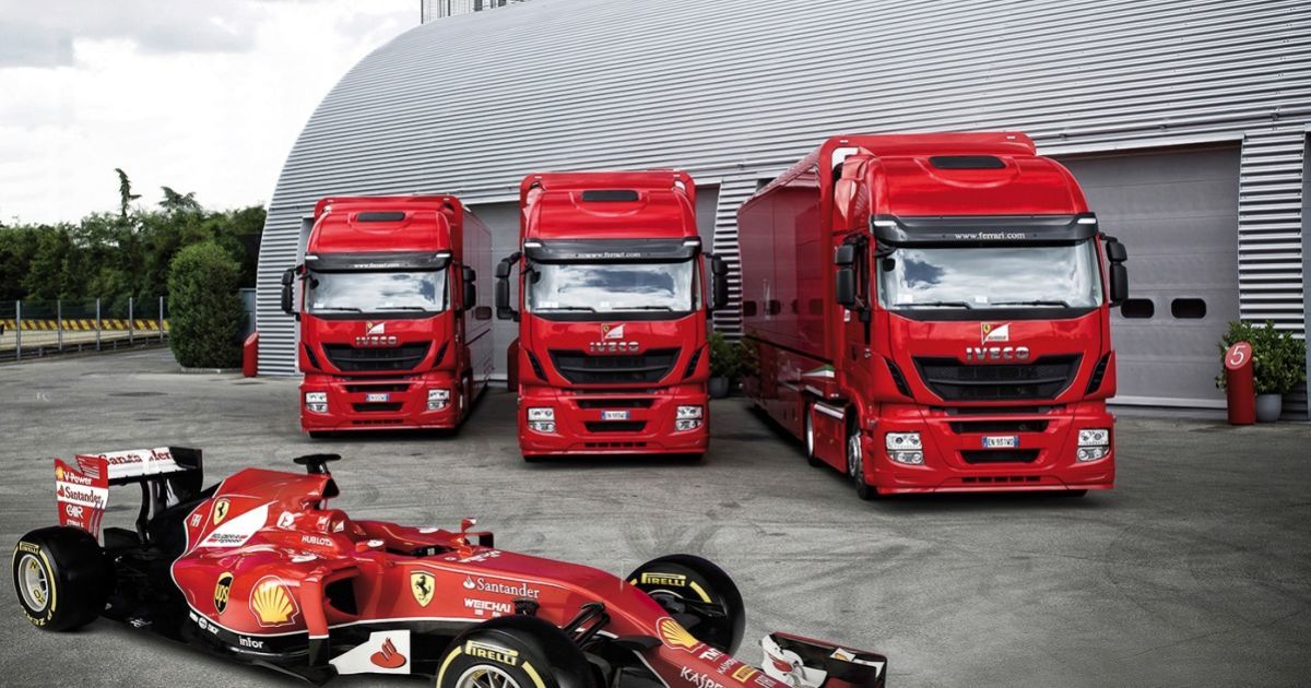 Iveco поддержала гоночную команду Ferrari тремя грузовиками