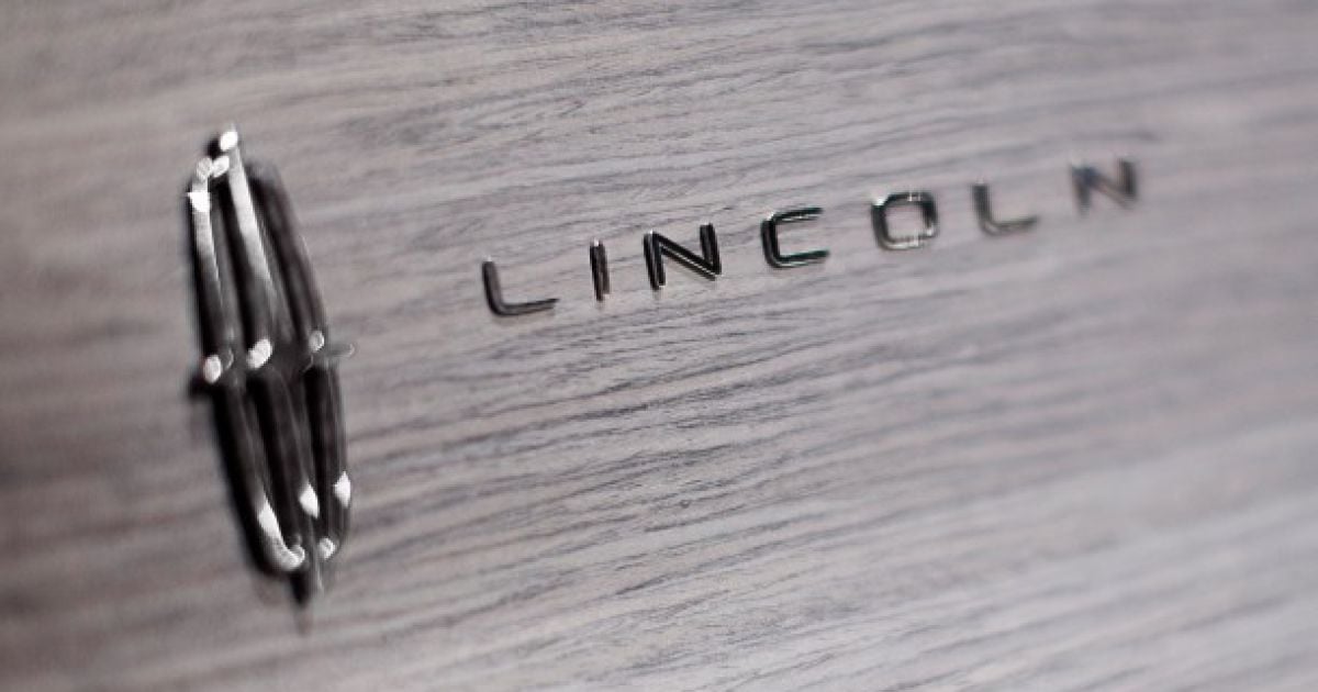 Lincoln планирует выпустить заднеприводный кроссовер