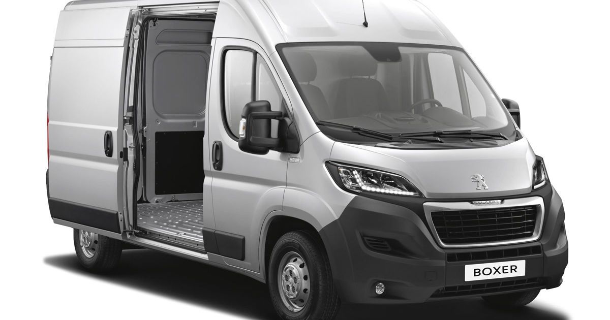 Peugeot представил обновленный Boxer