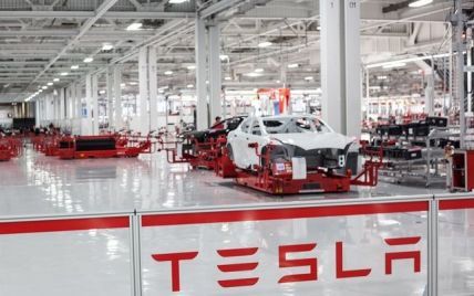 Tesla Motors приостановила производство Model S