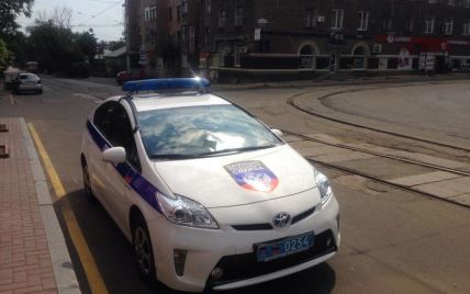 Донецкая милиция перекрасила свои авто в цвета террористов