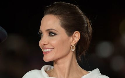 Анджелину Джоли признали самой уважаемой личностью в мире