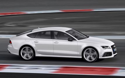 Audi выведет "беспилотник" на гоночную трассу