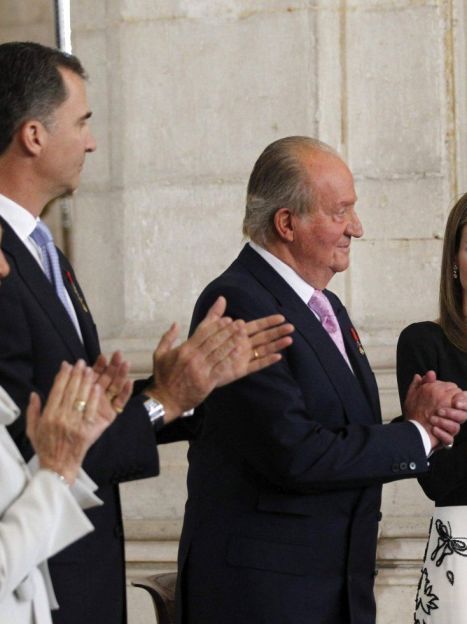 Королева София, новоиспеченный король Фелипе, Хуан Карлос I и новая королева Испании Летиция / © Getty Images/Fotobank
