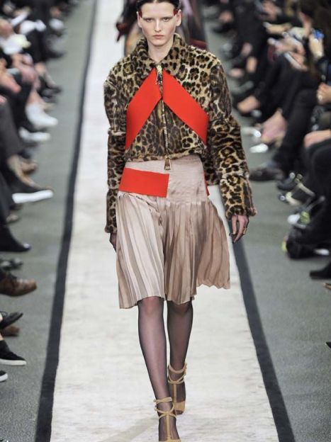 Коллекция&nbsp;Givenchy прет-а-порте сезона осень-зима 2014-2015 / © East News