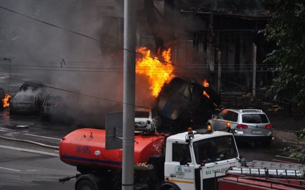 Пожежа в Алма-Аті знищила 20 житлових квартир / © news.nur.kz