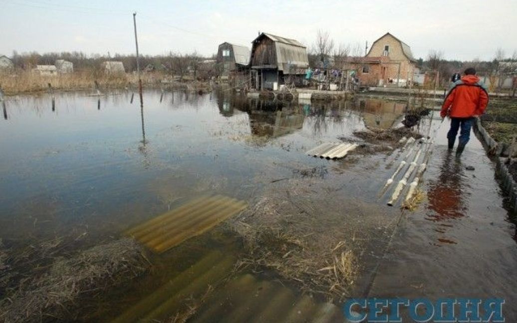 У селі Підгірці вода залила вулиці і будинки / © Сегодня