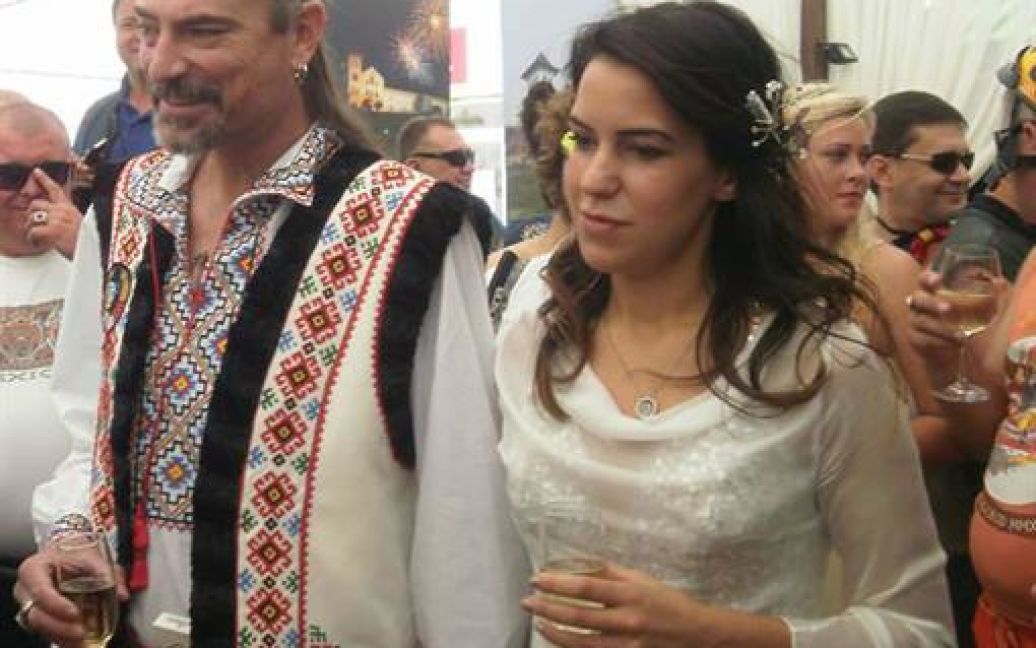 Шон Карр і Мері Хілл одружилися у Кишиневі / © Комсомольская правда