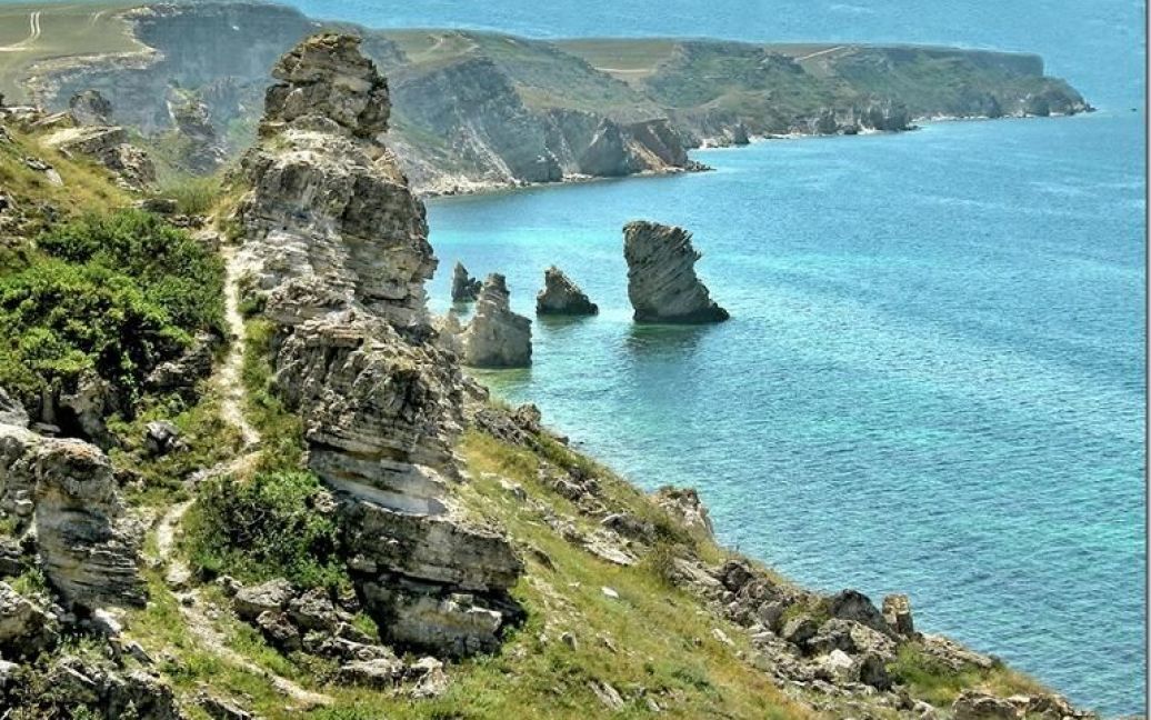 Тарханкут - одно из самых живописных мест в Крыму / © lifeglobe.net