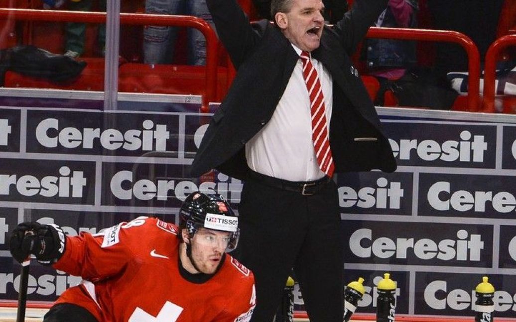 Тренер збірної Швеції Шон Сімпсон не приховував емоцій / © Фото EPA/UPG
