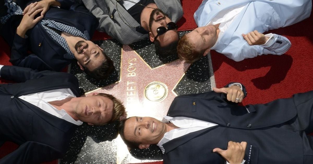 Backstreet Boys вшанували зіркою на Алеї слави