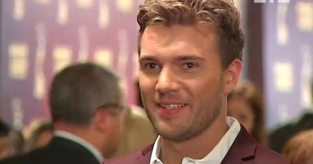 Жас және жас қыздармен жыныстық қатынас