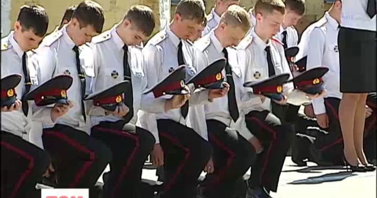 Начальник військового ліцею вимагав хабар у хлопця з багатодітної родини