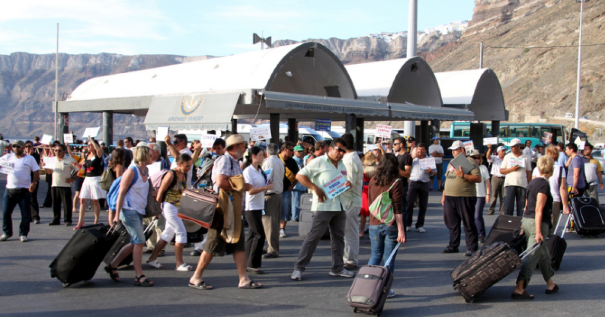 Туристи з кожним роком все більше поповнюють держбюджет України